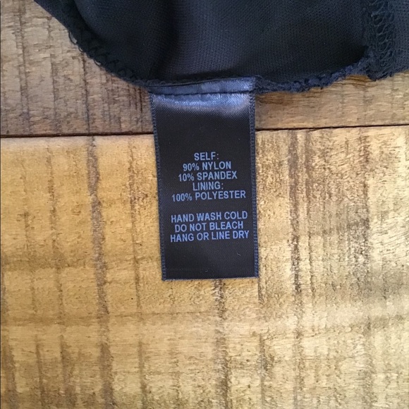 Lulu’s Formal Backless Maxi Dress - Picture 7 of 8